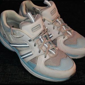 White/baby Blue Rotasole Womans Runner/walkers Size 11